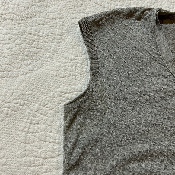 Balenciaga Sleeveless Textured Top. Size 38 - Picture 13 of 14